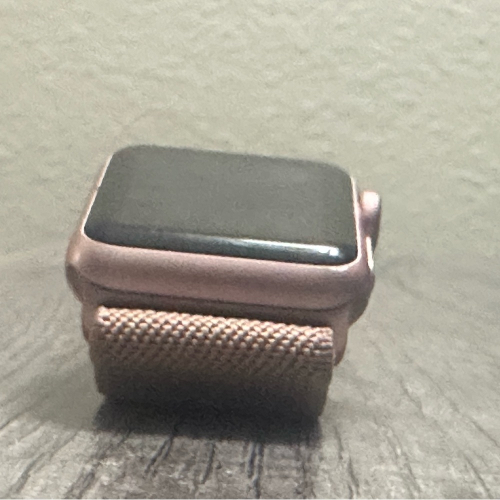 Apple Watch - Picture 8 of 9